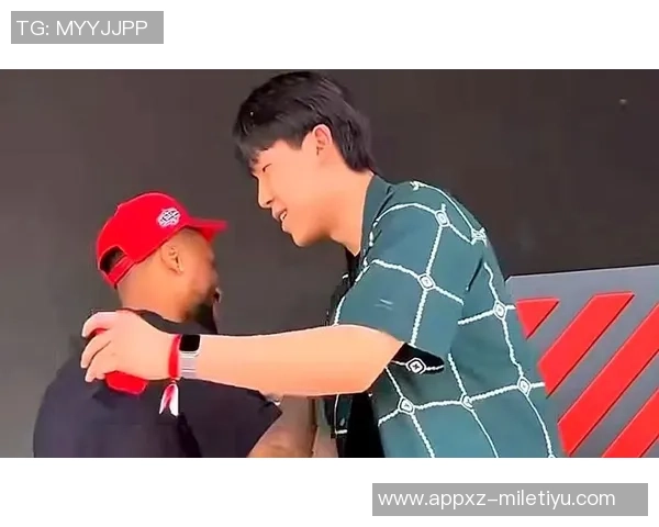 杨瀚森分享与利拉德的交流经历收获宝贵经验与大哥的悉心指导 杨瀚森分享与利拉德的交流经历收获宝贵经验与大哥的悉心指导